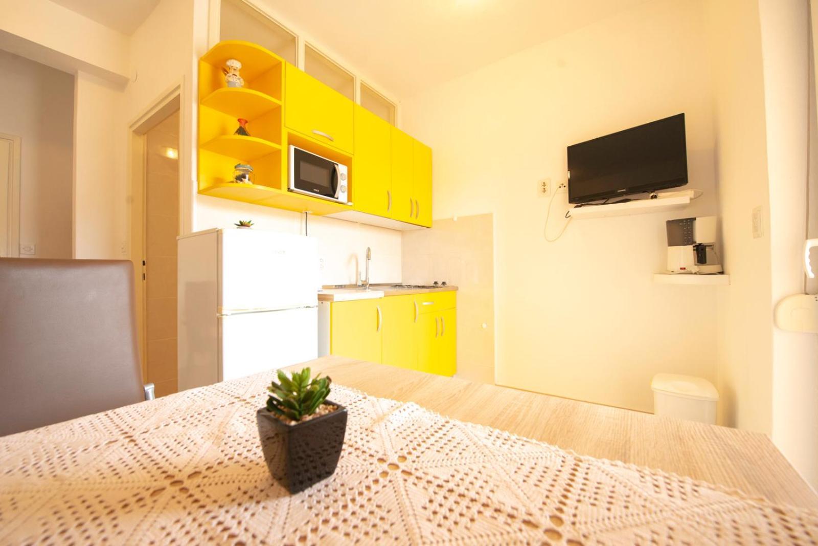 Apartments Cvito Novalja Exterior photo